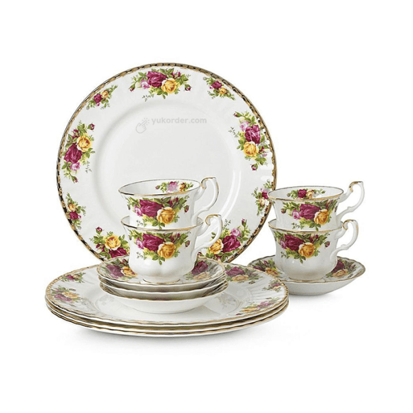 Royal Albert Old Country Roses - 12 Pcs Set (Plate Teacup & Saucer) - Image 2