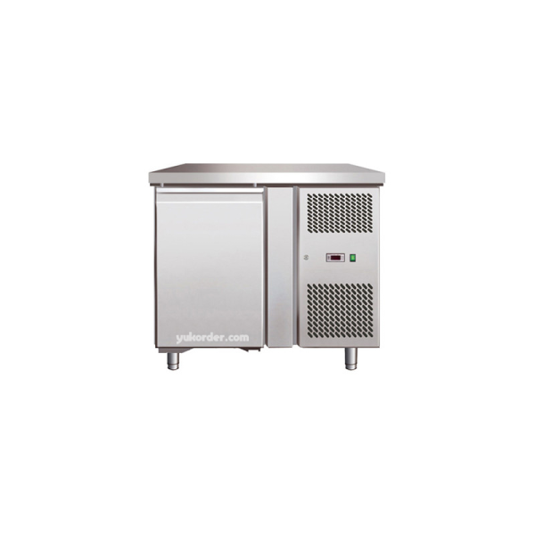 Mastercool Undercounter Chiller Model GN 1100 TN 1 door