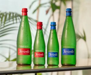 air minum Ferrarelle